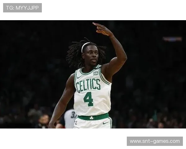 霍勒迪助力波士顿夺冠，篮球盛宴再添新篇！